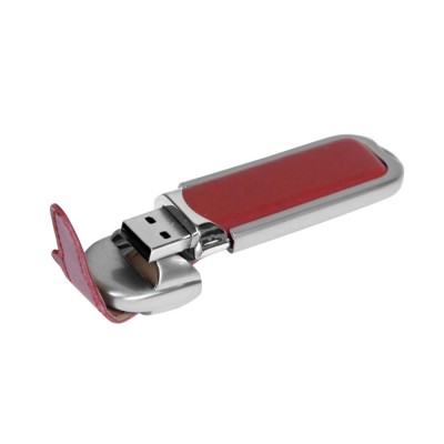 USB 3.0- флешка на 128 Гб с массивным классическим корпусом USB 3.0- флешка на 128 Гб с массивным классическим корпусом