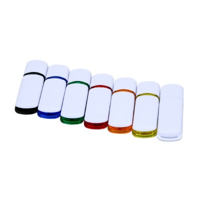 USB 3.0- флешка на 128 Гб с цветными вставками USB 3.0- флешка на 128 Гб с цветными вставками
